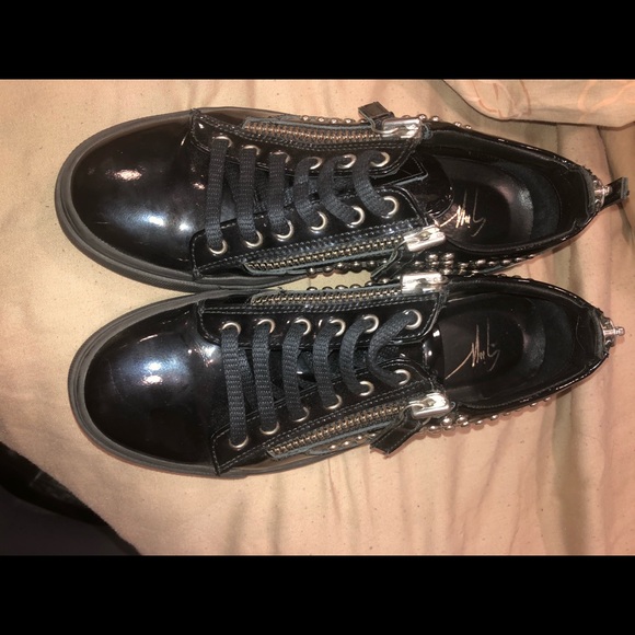 I’m selling Giuseppe Zanotties only worn one time - Picture 2 of 7